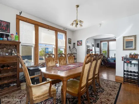 3243 North Western Avenue Chicago IL 60618