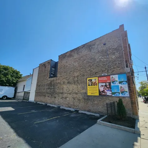 3243 North Western Avenue Chicago IL 60618