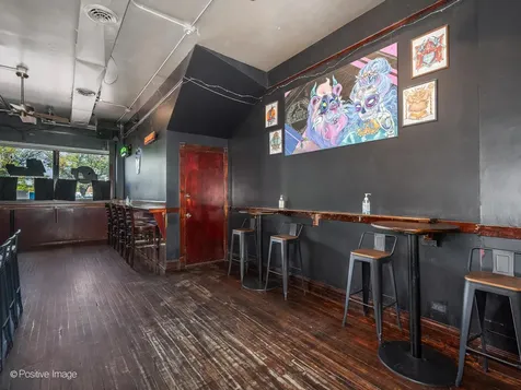 3243 North Western Avenue Chicago IL 60618