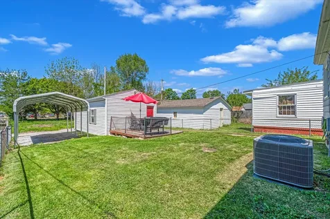 3118 9 1/2 Street Rock Island IL 61201