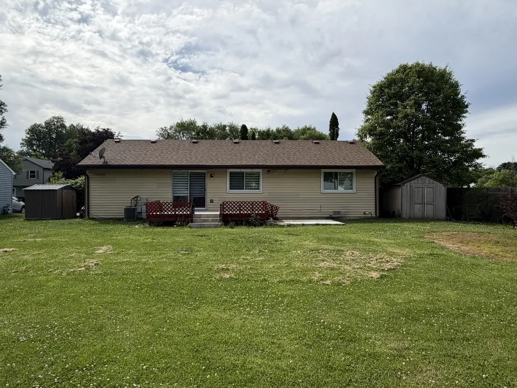 1900 Stanford Drive Naperville IL 60565