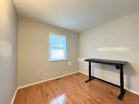 1900 Stanford Drive Naperville IL 60565
