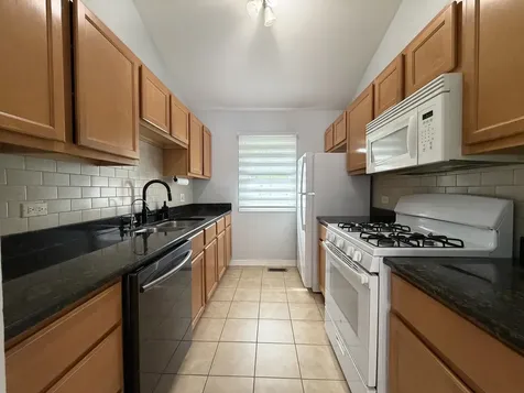1900 Stanford Drive Naperville IL 60565