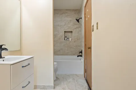 19401 Hickory Place Country Club Hills IL 60478