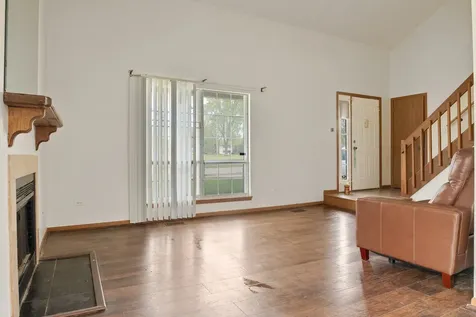 19401 Hickory Place Country Club Hills IL 60478