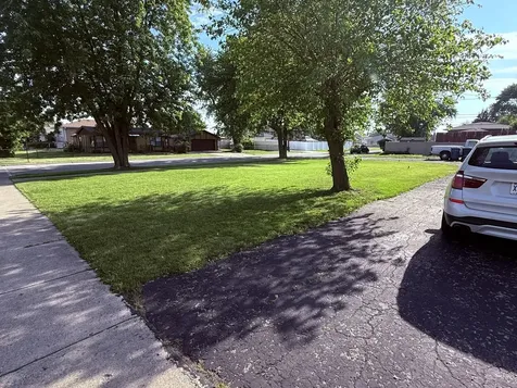 8356 South 78th Avenue Bridgeview IL 60455