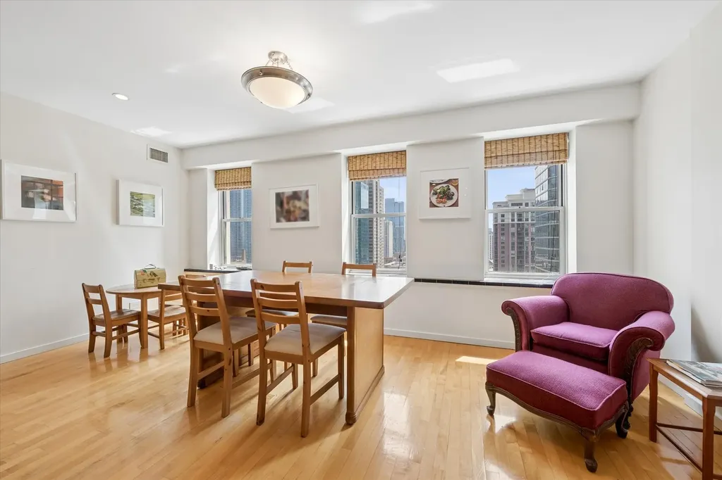 40 East 9th Street Chicago IL 60605
