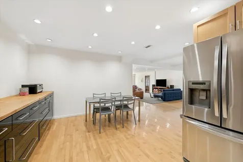 40 East 9th Street Chicago IL 60605