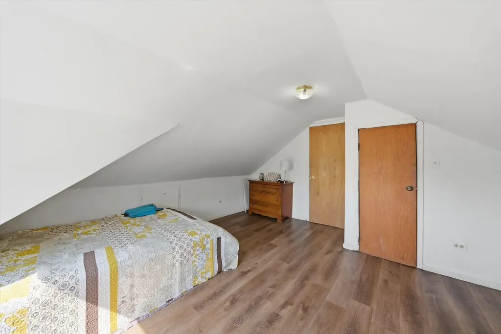 4349 South Komensky Avenue Chicago IL 60632
