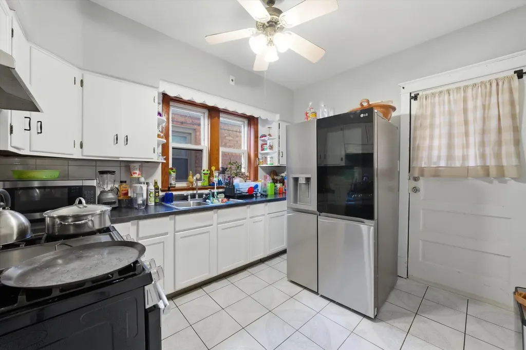 4349 South Komensky Avenue Chicago IL 60632