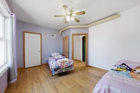 4349 South Komensky Avenue Chicago IL 60632