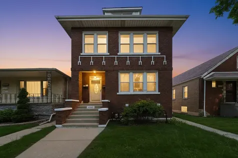 4349 South Komensky Avenue Chicago IL 60632