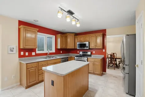 3415 79TH Street Moline IL 61265