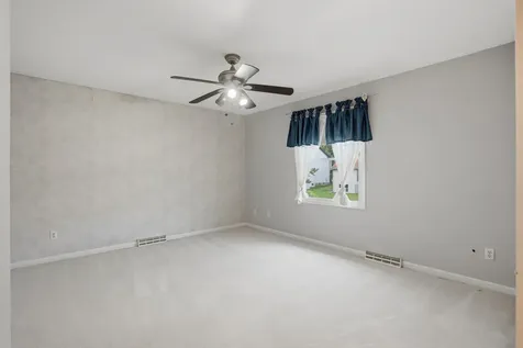3415 79TH Street Moline IL 61265
