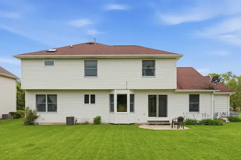 3415 79TH Street Moline IL 61265