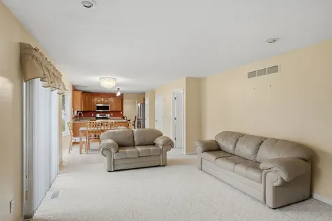 3415 79TH Street Moline IL 61265