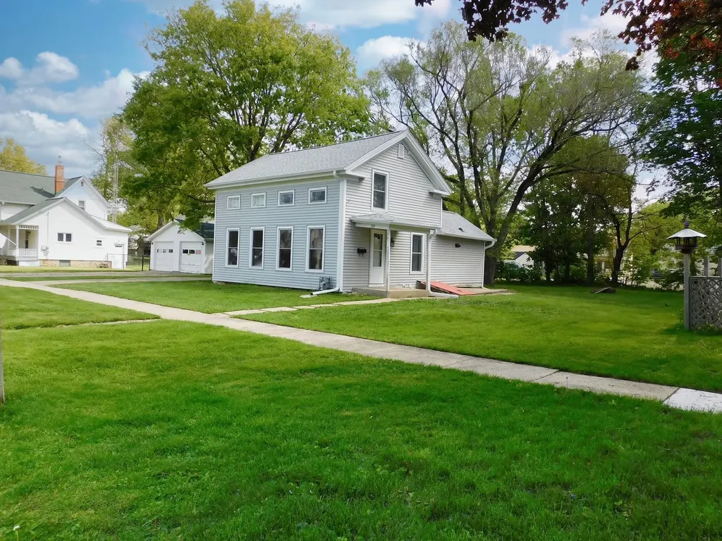 307 North 5th Street Oregon IL 61061