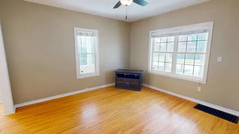 276 Morgan Street Elgin IL 60123