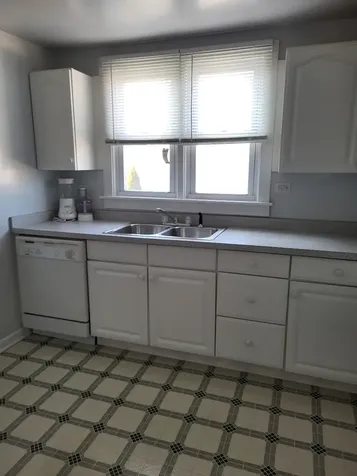7710 West 66th Street Bedford Park IL 60501