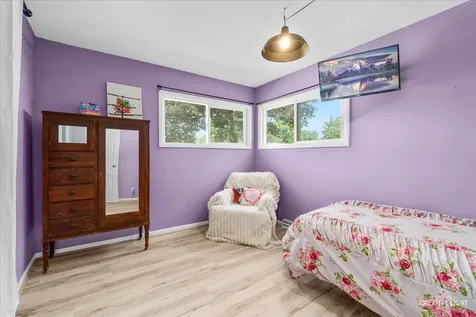 4 Woodcliff Road Montgomery IL 60538