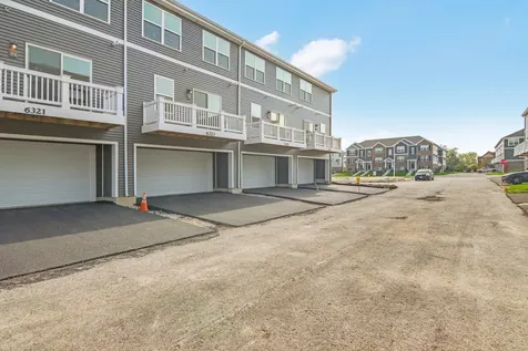 6395 Ulster Drive Tinley Park IL 60477