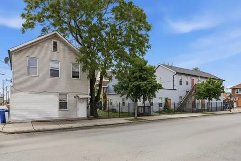 1801 West 21st Place Chicago IL 60608