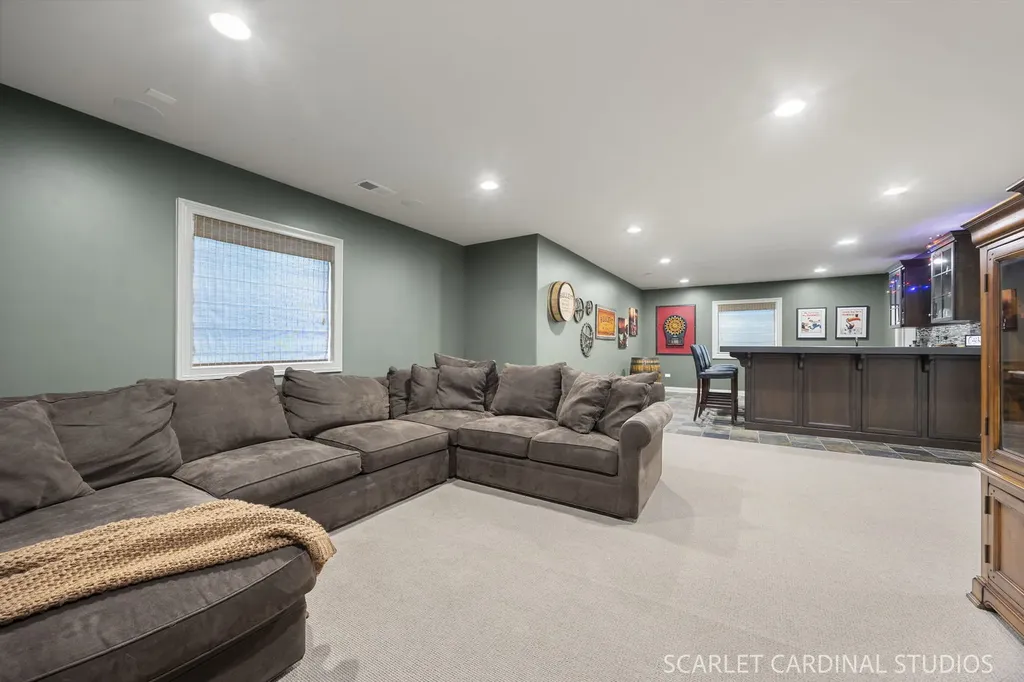 835 South Wright Street Naperville IL 60540