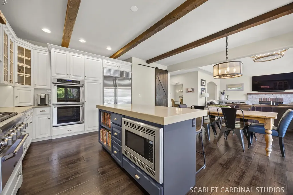 835 South Wright Street Naperville IL 60540
