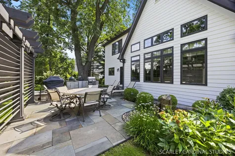 835 South Wright Street Naperville IL 60540
