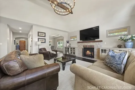 835 South Wright Street Naperville IL 60540