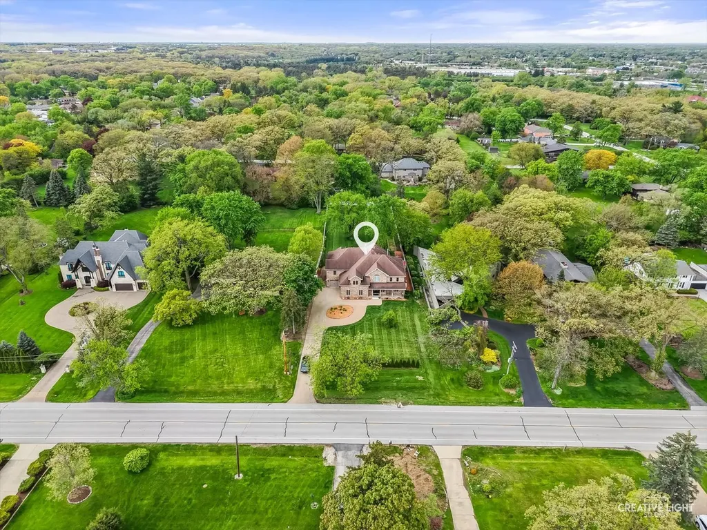 10S060 Clarendon Hills Road Willowbrook IL 60527