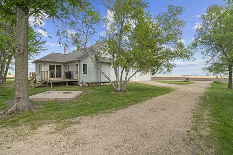 1765 Brooklyn Road Ashton IL 61006