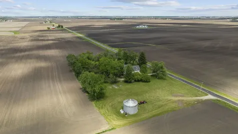 1765 Brooklyn Road Ashton IL 61006