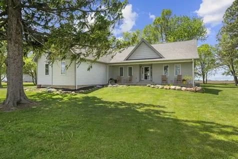 1765 Brooklyn Road Ashton IL 61006