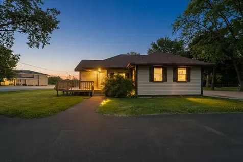 3537 N Lewis Avenue Beach Park IL 60087