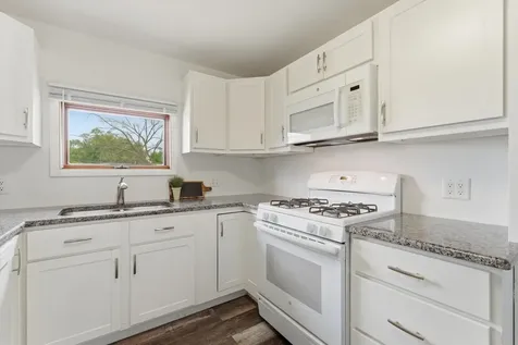 3537 N Lewis Avenue Beach Park IL 60087