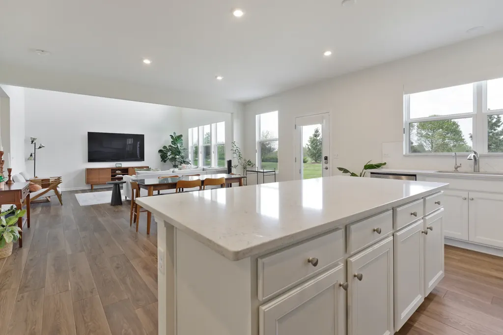 2116 Bent Grass Way Bolingbrook IL 60490