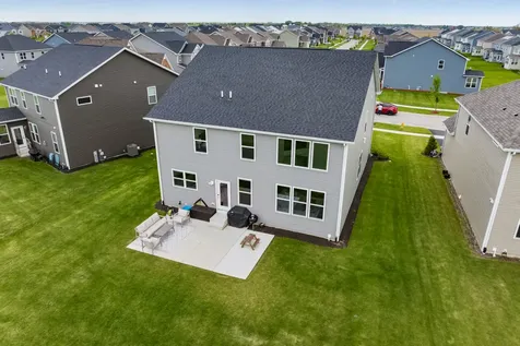2116 Bent Grass Way Bolingbrook IL 60490