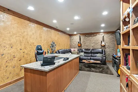 370 East Prairie Street Crystal Lake IL 60014