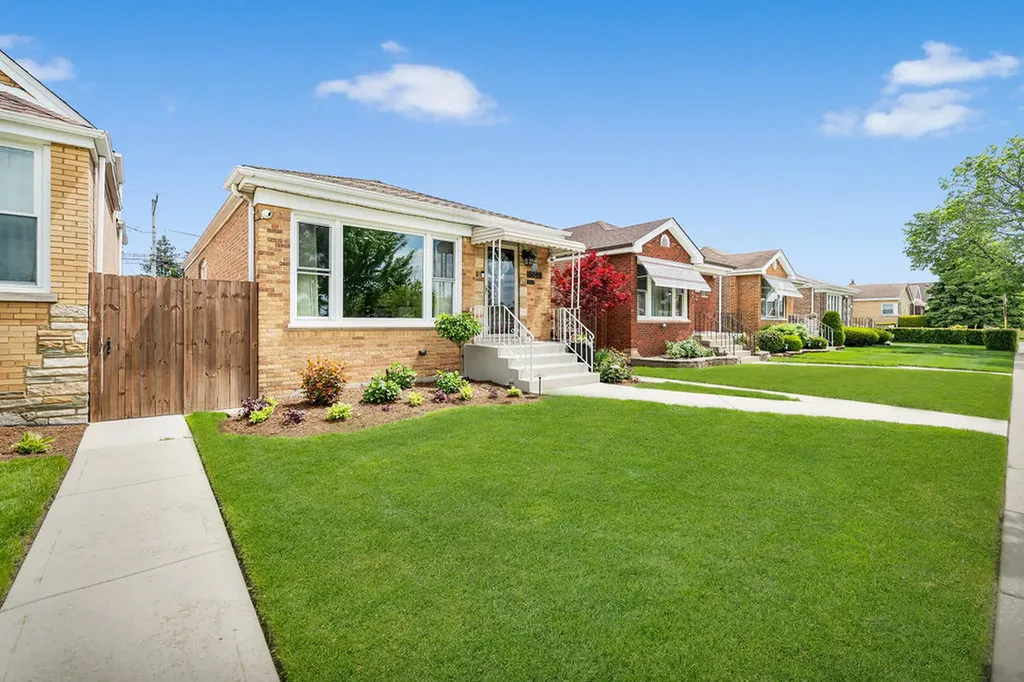 6449 South Kenneth Avenue Chicago IL 60629