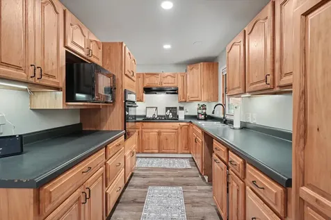 218 North Crossley Street Melvin IL 60952