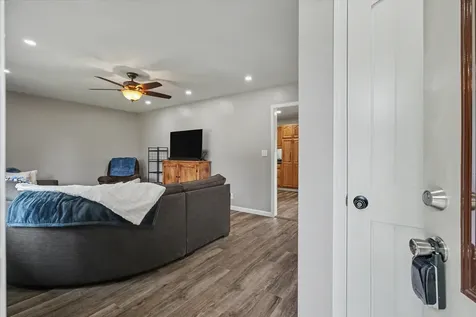 218 North Crossley Street Melvin IL 60952