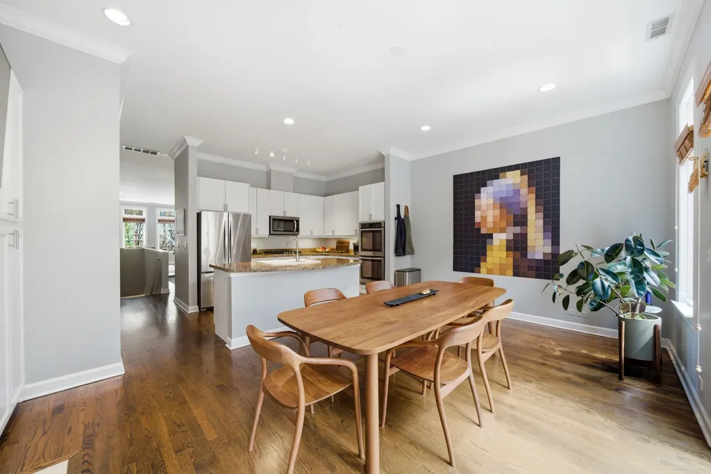 367 West Superior Street Chicago IL 60654