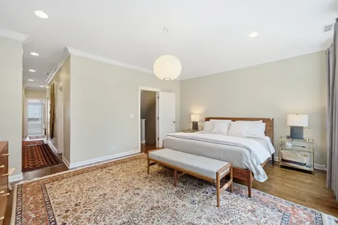 367 West Superior Street Chicago IL 60654