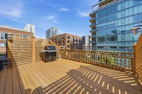 367 West Superior Street Chicago IL 60654