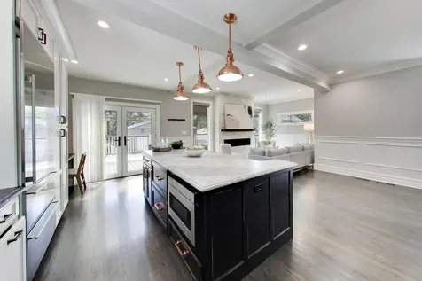 3923 North Kilbourn Avenue Chicago IL 60641