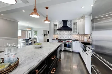 3923 North Kilbourn Avenue Chicago IL 60641