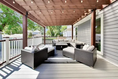 3923 North Kilbourn Avenue Chicago IL 60641