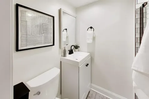 3923 North Kilbourn Avenue Chicago IL 60641