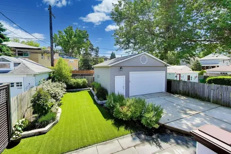 3923 North Kilbourn Avenue Chicago IL 60641